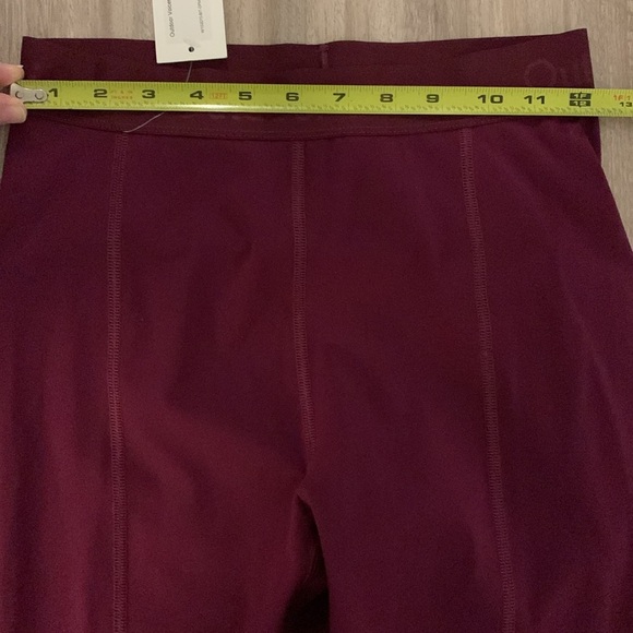 NWT Outdoor Voices Superbloom 7/8 Leggings in Grape Jam Size Small - Picture 6 of 7